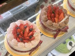 -花花卷卷·鲜食蛋糕(静安久光百货店)