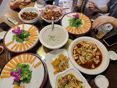 -醉美东江·三文鱼·烧鸡公