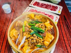 -沙胆彪炭炉牛杂煲(上海日月光广场店)