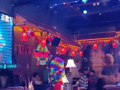 -喜鹊音乐酒馆(西街店)