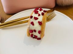 冰激凌甜甜圈-大酉·M Coffee(北京美术馆店)