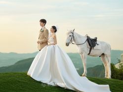 -第一夫人婚纱摄影(南京店)