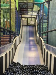 -MELAND CLUB亲子乐园·派对·餐厅(北京芳圆里ID MALL店)