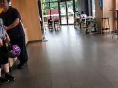 大堂-麦当劳(松江南乐得来速店)