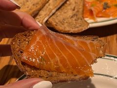 烟熏三文鱼-La Strada(安福路店)