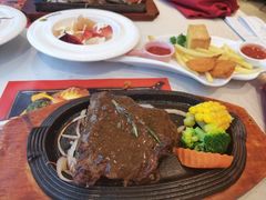 -海维克牛排馆HIGHWIC(右岸环宇坊店)