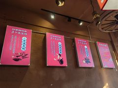 -阿婆情腊排骨火锅(金虹路店)