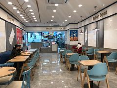 大堂-达美乐比萨(新洲店)