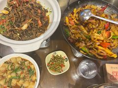 -富正毅三下锅·湘西韵味(天门山索道店)