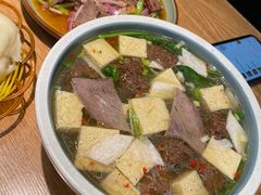 -金莹丸子汤清真(朝外SOHO店)