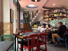 -左记港食(融科天城店)