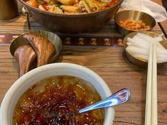 -成都你六姐·牛肉冒菜(上海环宇荟店)