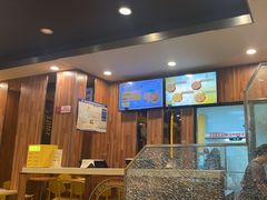 -尊宝比萨(较场口店)