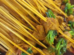 -拈签一笑黄牛肉辣卤串串