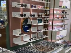 -GOOMI久米眼镜·蔡司·依视路·明月官方授权店(龙德紫金店)