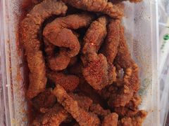 -爆炸头阿姨小四川正宗川味小吃(无任何分店)
