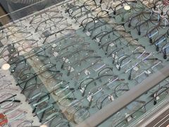 -横岗眼镜城