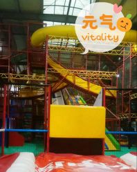 -趣玩空间蹦床乐园(临平旗舰店)