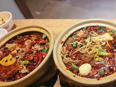 -有红鸡毛店·砂锅菜(抚琴夜市店)
