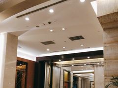 -宜昌均瑶国际酒店(宜昌CBD购物中心夷陵广场店)
