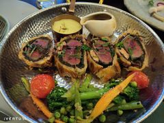 -普朗姆生蚝牛排馆 The Plump Oyster(成都摩方购物中心店)