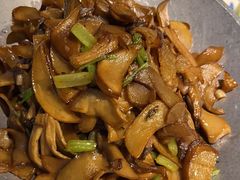 -卢大鲜鱼头捞饭(美利广场店)