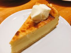 大都会芝士蛋糕-青山上品咖啡·日式法兰绒手冲(高岛屋百货店)