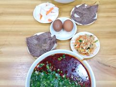 -马德元纯汤牛肉面(太奥广场店)