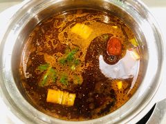 -苏小北旋转小火锅(鲁商广场店)