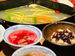 -巴卤社老火锅(财富店)