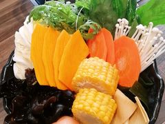 -呷哺呷哺(新世界百货望京店)