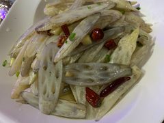 酸辣藕带-可可大虾武汉土菜大排档(万松园1店)