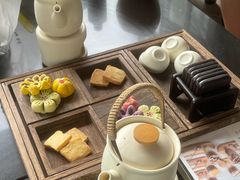 -亚龙湾喜来登·美景台大堂吧