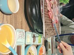 -明洞阿姨·韩式酱蟹烤肉·创意料理(三元桥店)