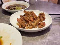 -闫府私房菜(恒隆店)