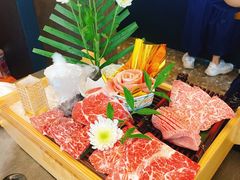 -铭牛烧肉·和牛海鲜自助(高新月牙湖店)