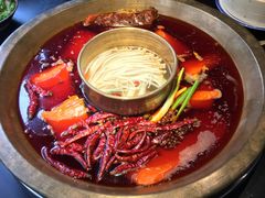 -王婆乔鲜鱼自助火锅(蜀汉路店)