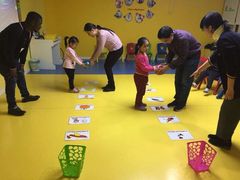 -爱贝英语新乡新都汇中心