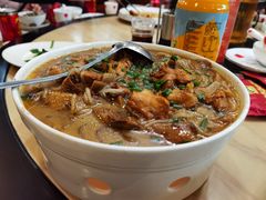 小鸡炖蘑菇-李老哈·东北菜(宋园路店)