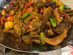 -堂瓦里·33年传统赣菜(第一街区店)