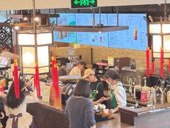 -星巴克(南宁民歌湖店)