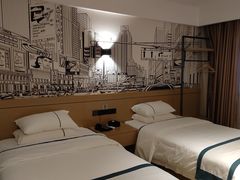 -城市便捷酒店(南昌八一广场恒茂梦时代广场谢家村地铁站店)
