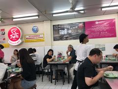 大堂-红大哥水门鸡饭(總店)