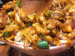-炉小二铜锅牛蛙•川湘菜(三里屯店)