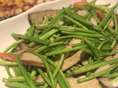 芦蒿香干-三猫黑鱼花(南大店)