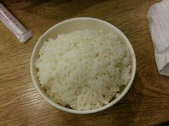 -愉肴麻辣香锅(中山路店)