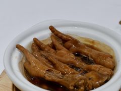 鲍汁凤爪-白天鹅宾馆-宏图府餐厅