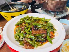 -有红鸡毛店·川菜(建设路店)