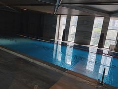 泳池据说在清明节后会开放-重庆富力艾美酒店