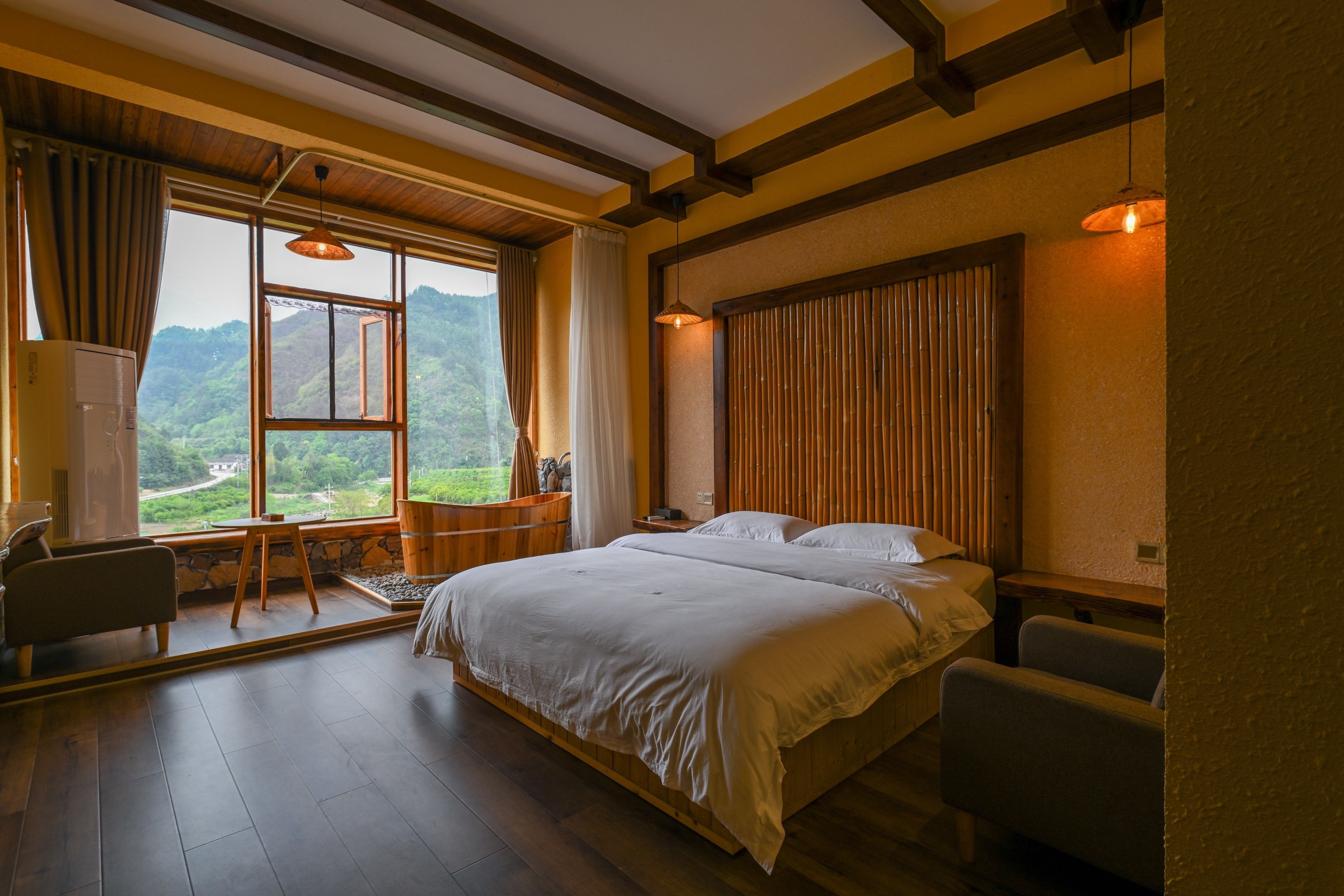 东门入园只有一天怎么玩?